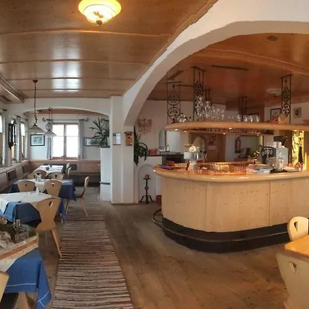 Wirtshaus Zum Wiesejaggl Guest house Kaunerberg